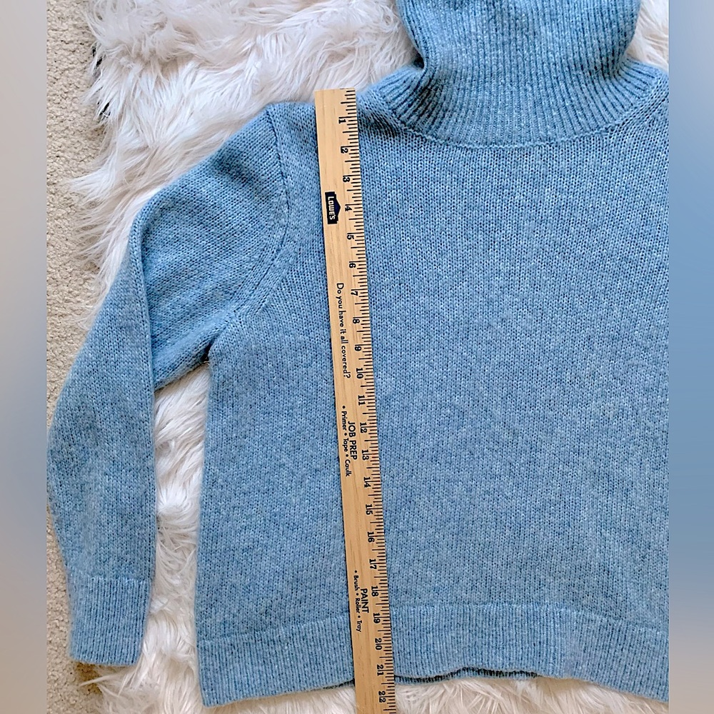 Banana Republic Mitzi Turtleneck Sweater - Picture 9 of 11